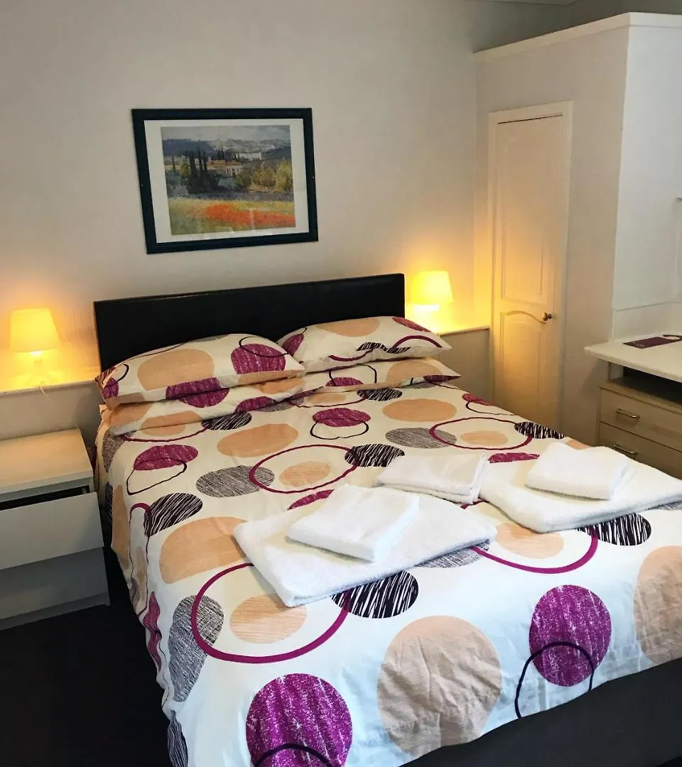Austins Guest House Cardiff