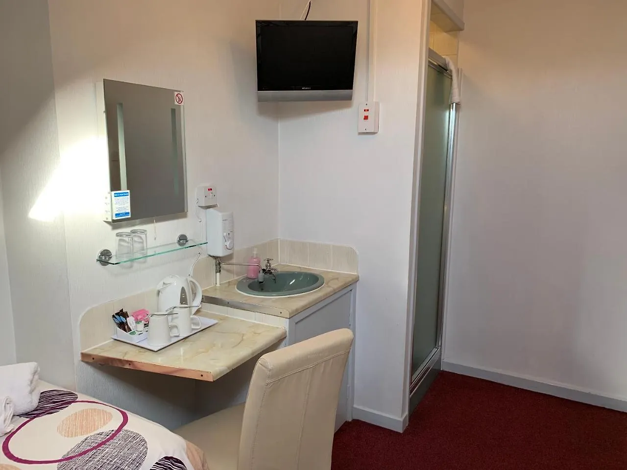 Austins Guest House Cardiff 3*,  United Kingdom