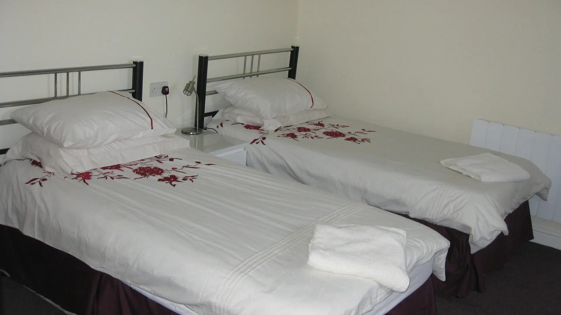 Austins Guest House Cardiff